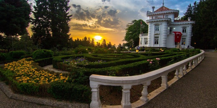 جاذبه‌ های تاریخی و فرهنگی ترابزون