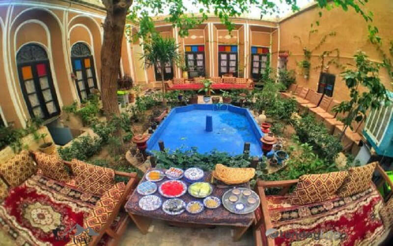 چگونه شب انتخاب‌ های سفر شما را ساده می‌کند