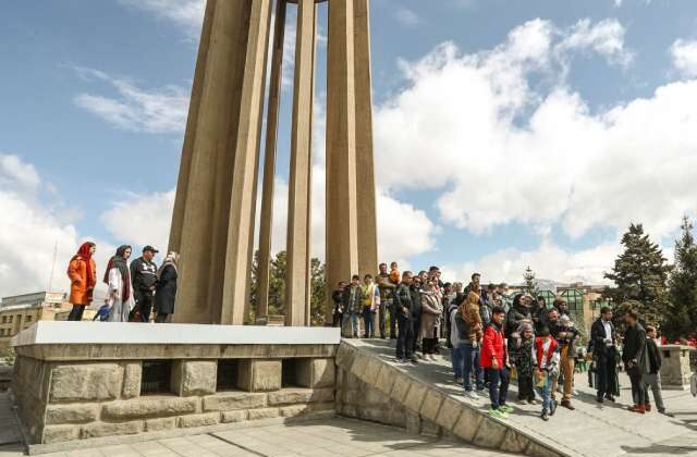 ورود گردشگران چینی به همدان