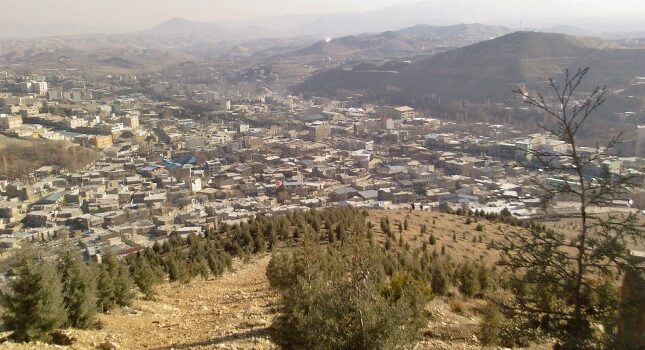 رودهن کجاست؟ شهری خوش آب‌ و هوا در نزدیکی تهران