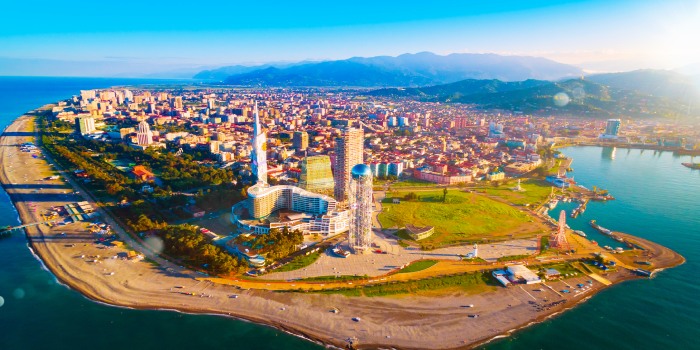 راهنمای جامع سفر به باتومی؛ مروارید ساحلی گرجستان در کنار دریای سیاه