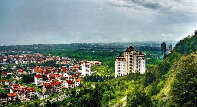 معرفی مکان های دیدنی نمک آبرود؛ جاذبه های طبیعی و گردشگری