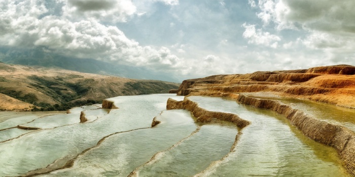 معرفی چشمه باداب سورت در ساری؛ شگفتی پلکانی ایران