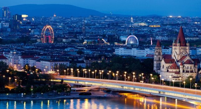 معرفی کشور اتریش از صفر تا صد؛ موقعیت جغرافیایی، شهرها و دیدنی ها