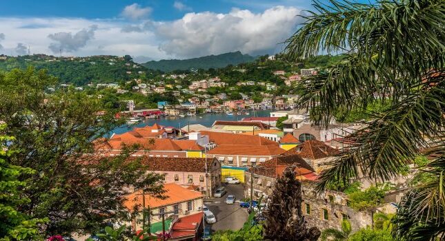 گرانادا کجاست؟ راهنمای کامل شناخت یکی از تاریخی ترین شهر های اسپانیا