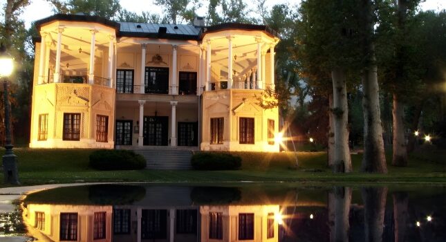 بازگشایی محوطه باغ مجموعه کاخ نیاوران پس از تعطیلی موقت