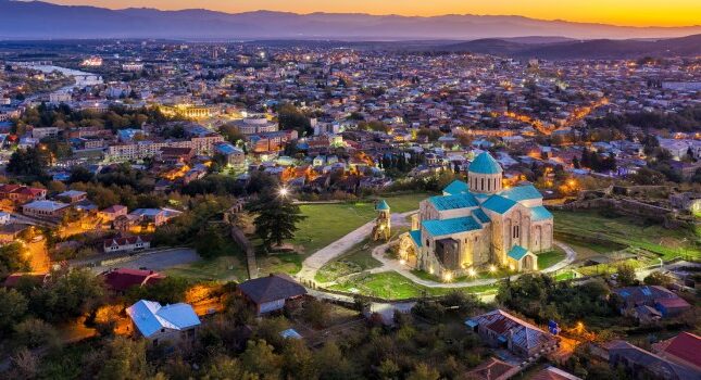 کوتایسی کجاست؟ موقعیت جغرافیایی، جاذبه های طبیعی و مکان های دیدنی