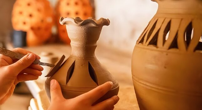 احیای ۶۶ رشته صنایع دستی در آستانه فراموشی؛ بیش از ۶۲۳ هزار هنرمند در این حوزه فعالیت می کنند